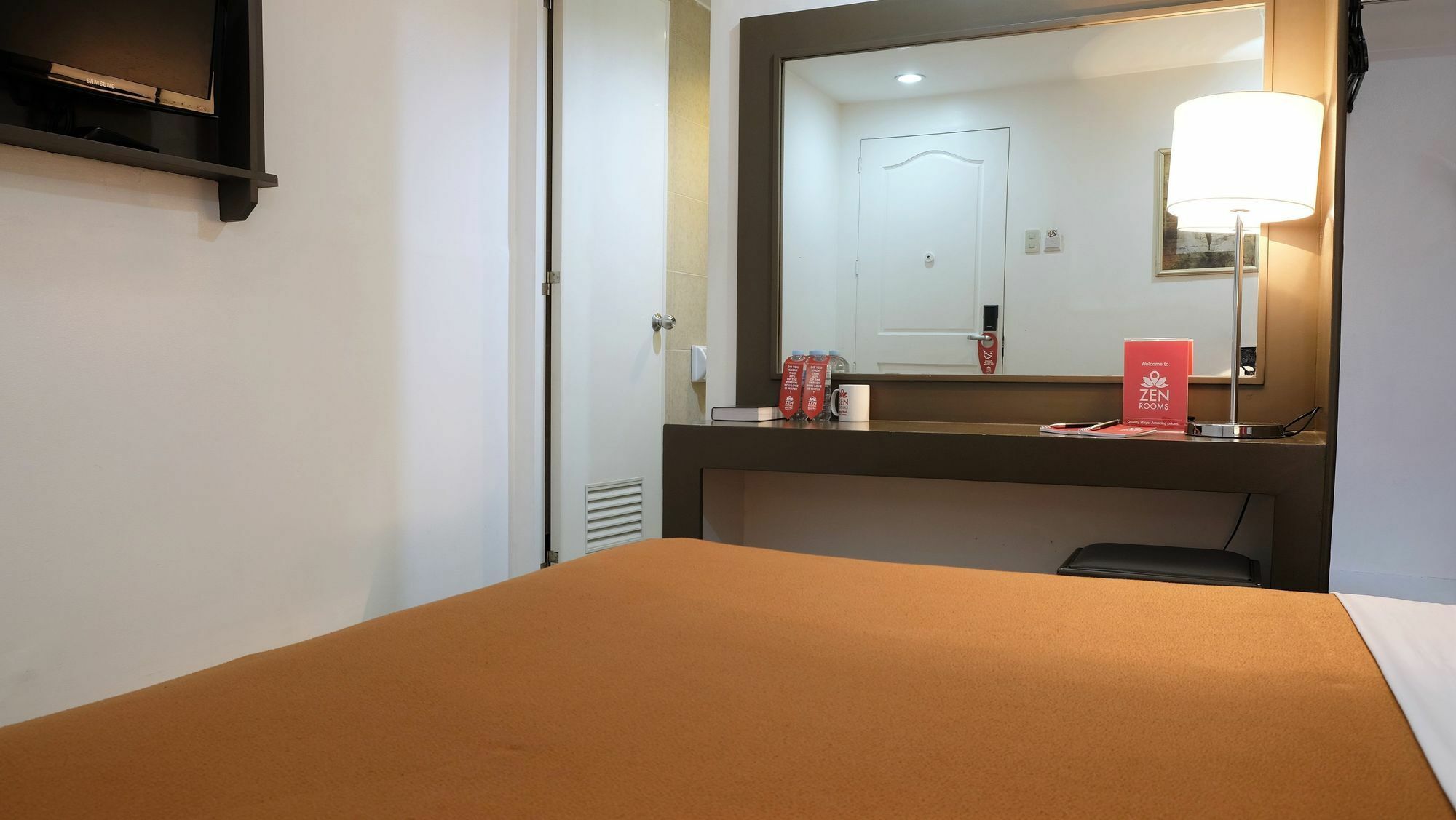 Zen Rooms Basic La Paz Макати Экстерьер фото
